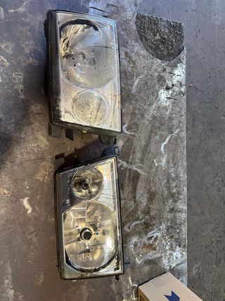 Faros delanteros Nissan Terrano II