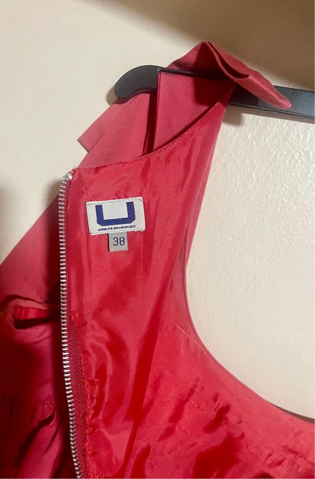 Vestido rojo Adolfo Domínguez