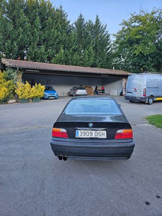 BMW e36 325i coupe con techo