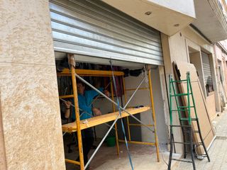 Reparación de persiana de local comercial Valencia