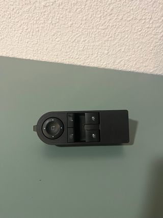 Interruptor elevalunas Opel Astra H