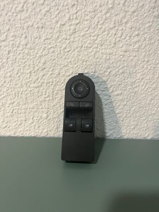 Interruptor elevalunas Opel Astra H