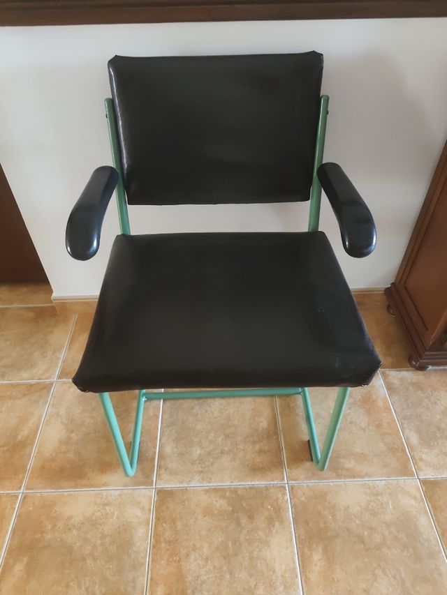 Sillón vintage metal y piel sintética