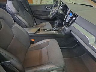 Volvo XC60 2.0 T8 AWD BUSSINES 390CV