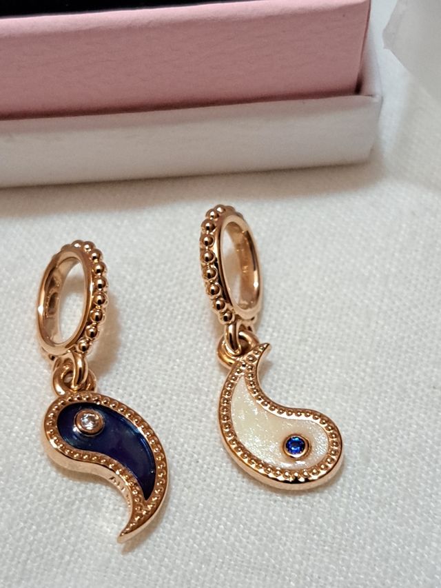 Pandora Charm Yin & Yang in colore oro rosato