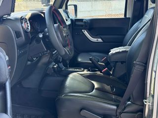 Jeep Wrangler Unlimited 6.4 V8 HEMI 476cv  UNICO
