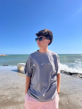 Camiseta Pureza gris - Tallas: S, M, L y XL.