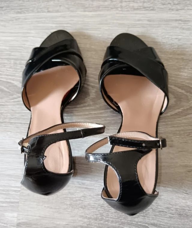Sandalias negras tacón 37
