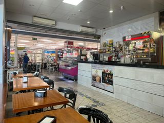 Traspaso de Bar Cafetería en C.C. Carrefour Camas