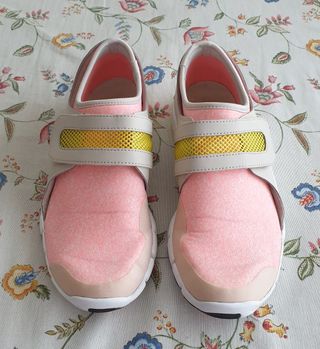 Rebajadas‼️Zapatillas deportivas rosas 