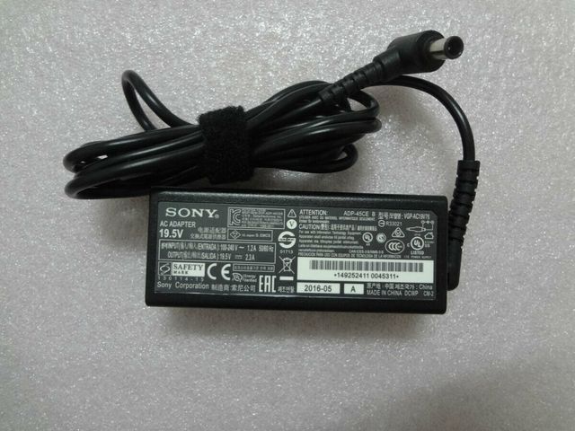 Cargador Sony ADP-45UD 19.5V 2.3A