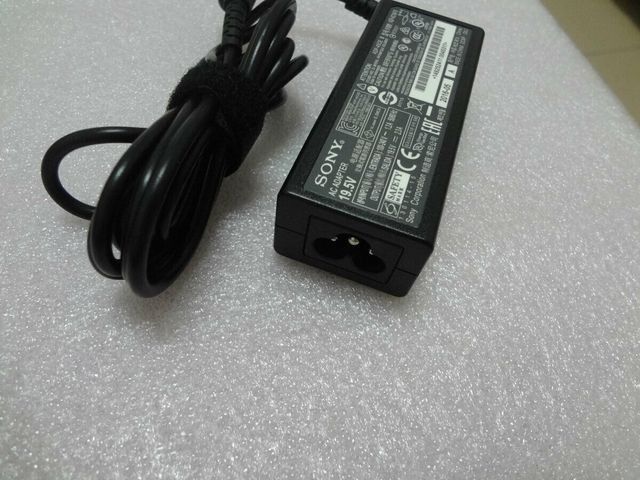 Cargador Sony ADP-45UD 19.5V 2.3A