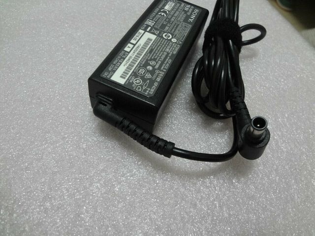 Cargador Sony ADP-45UD 19.5V 2.3A