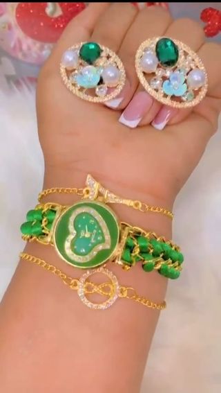 Juego de reloj y joyas azul y dorado