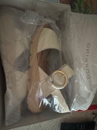 Sandalias Fluchos beige