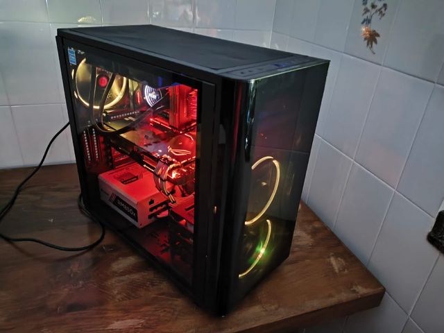 PC Gaming i7-8700K + GTX 1080 Ti + 32 G.