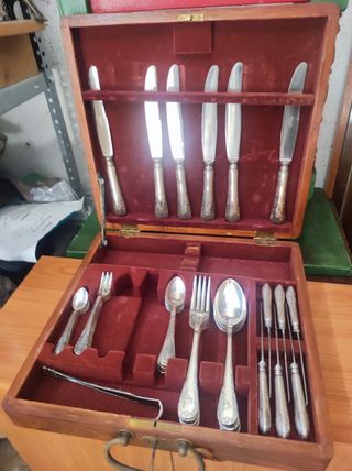 Cubiertos antiguos 