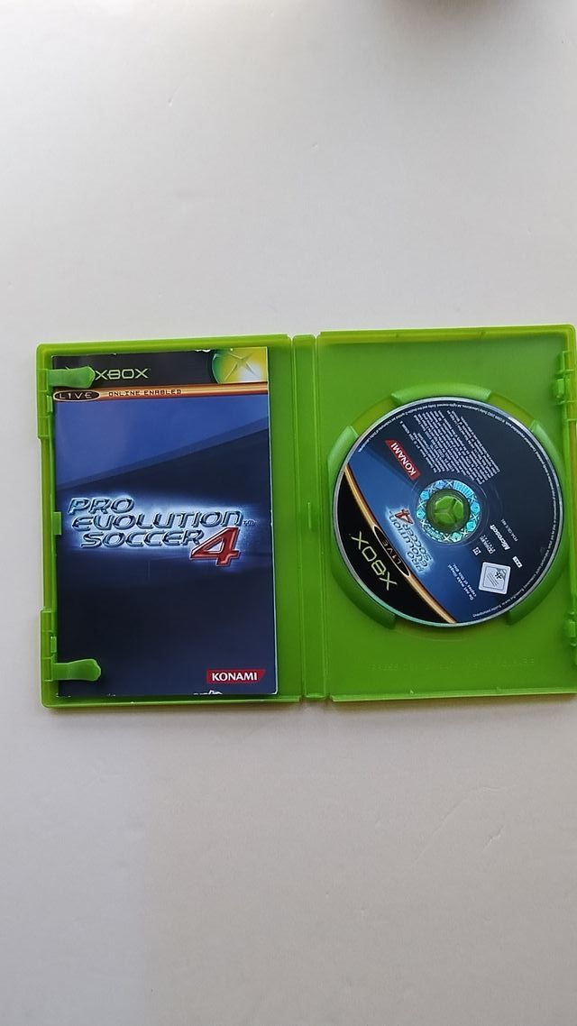 PES 4 Xbox - Pro Evolution Soccer 4