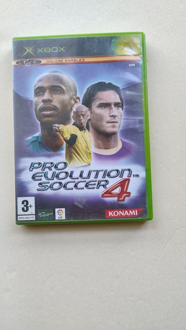PES 4 Xbox - Pro Evolution Soccer 4