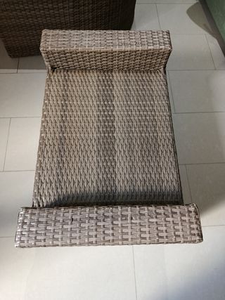 Poltrona e pouf in vimini - beige e marrone