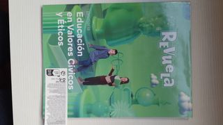 Libros varios 5° de primaria.