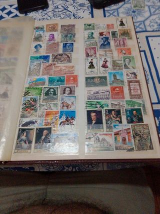 Clasificador con sellos matasellos