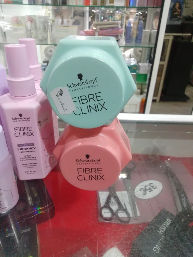 Schwarzkopf Fibre Clini
