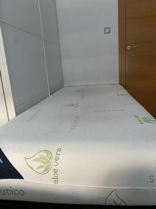 Canapé polipiel marrón 90x200cm + colchón