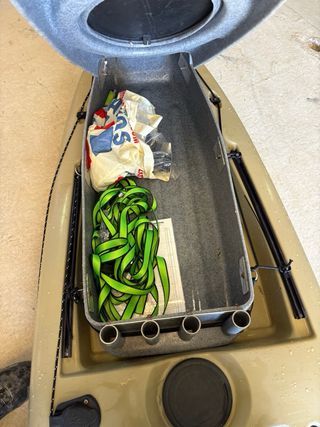 KAYAT NATINE PEDALES. HELICE