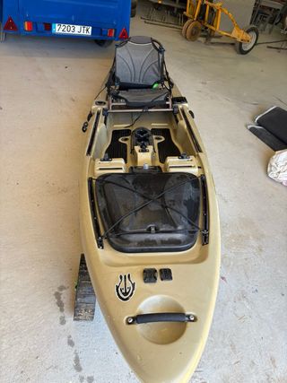 KAYAT NATINE PEDALES. HELICE