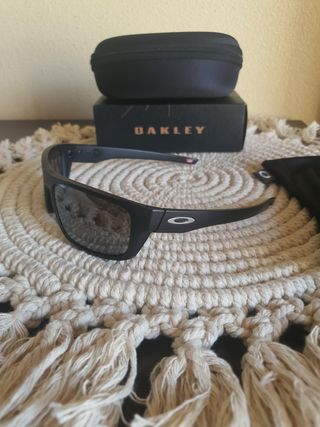 Oakley Drop Point.