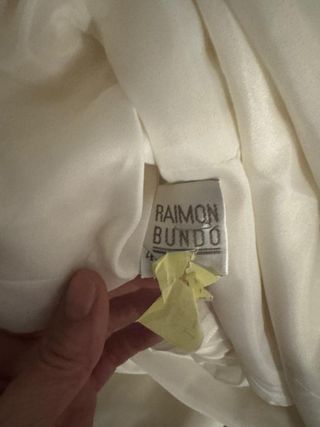 Vestido novia Raimon Bundo blanco roto