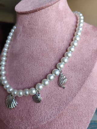 Collar perlas & conchas