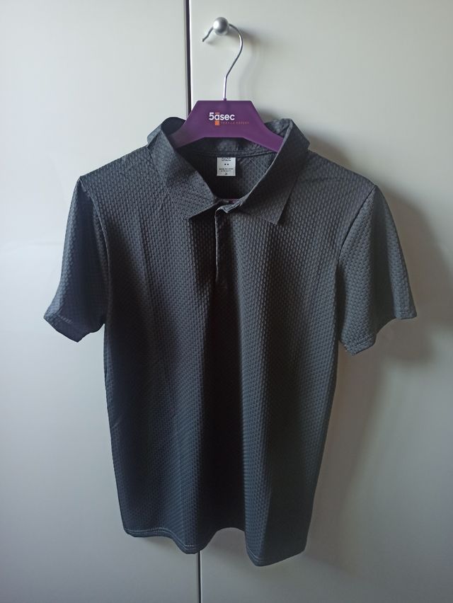 Polo fit verano manga corta color gris oscuro
