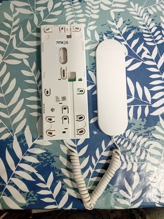 Telefonillo Fermax blanco !