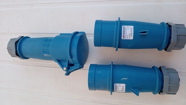 Parejas Enchufes Mennekes aéreos 32A-6 / 220-250