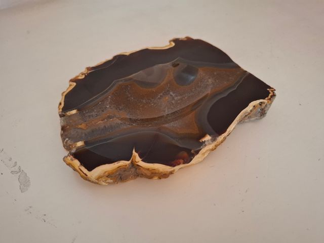 Platillo de ágata marrón