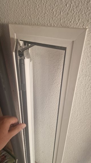 Ventana PVC 153x34cm. Blanca