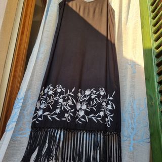 Vestito nero ricamato - elegante