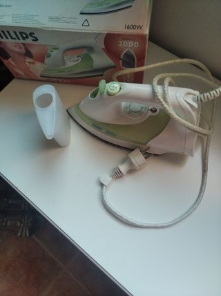 Plancha Philips GC2005 Mistral 1600W sin estrenar