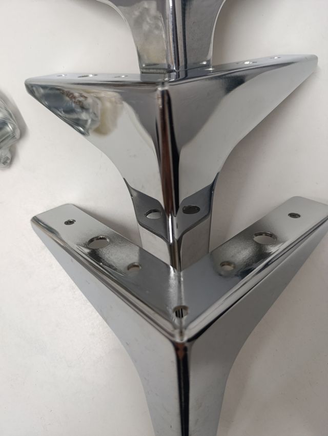 4 Patas metal muebles - cromadas 14 cm