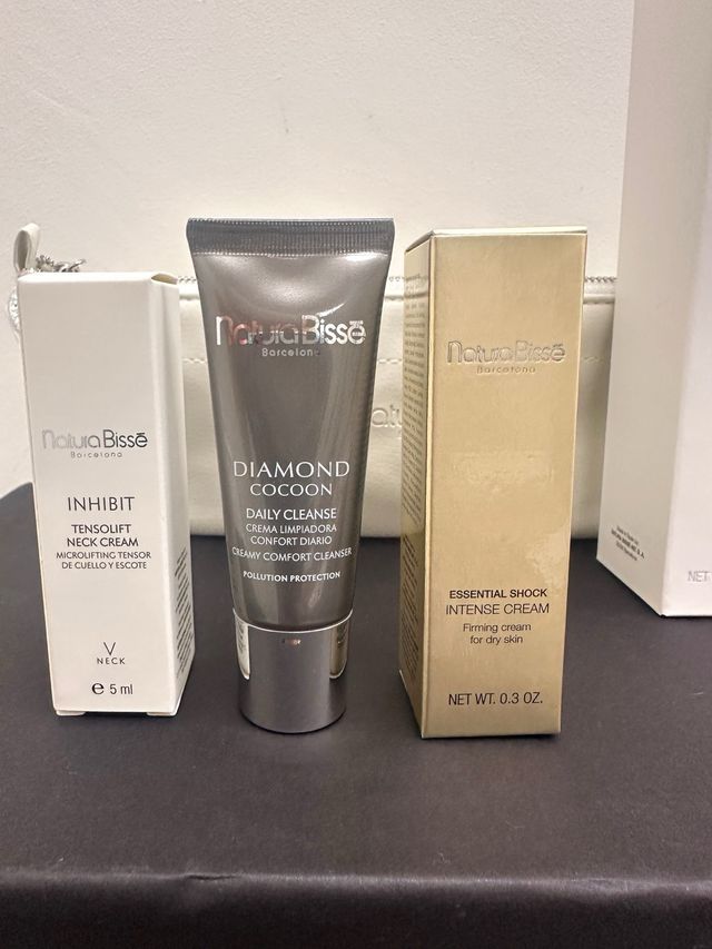 Natura Bissé Inhibit Retinol Eye Lift + neceser