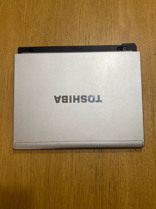 Portátil Toshiba Portegé R600 - Plata