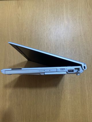 Portátil Toshiba Portegé R600 - Plata