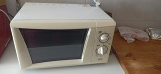 Microondas IEKAI - 800W