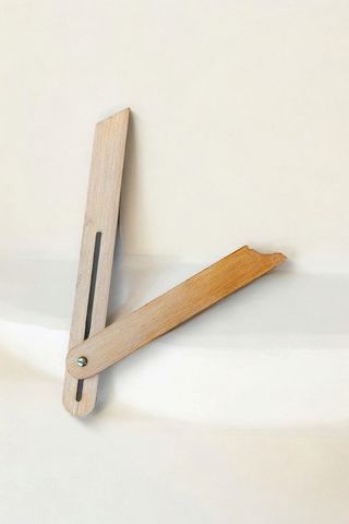 Escuadras madera vintage