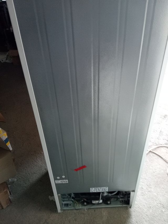 Nevera Kunft - Mini Refrigerador