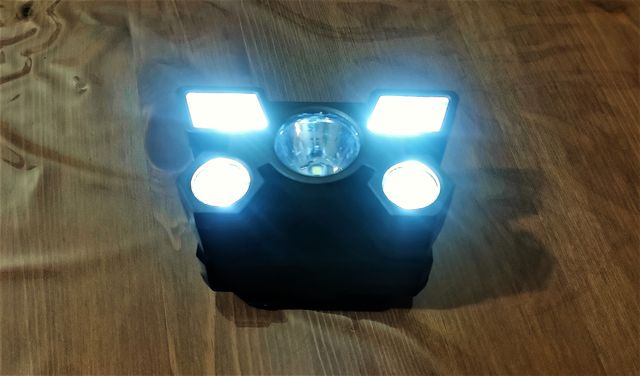 Linterna frontal LED recargable