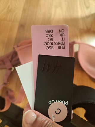 Sujetadores nuevos - Negro y marrón