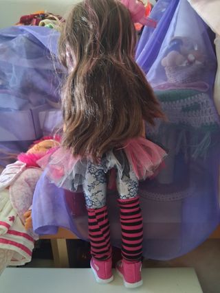 Muñeca Nancy Rockera
